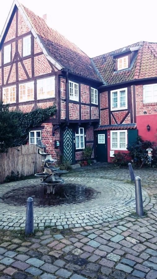 Ferienwohnung An Der Nicolaikirche Lüneburg Extérieur photo